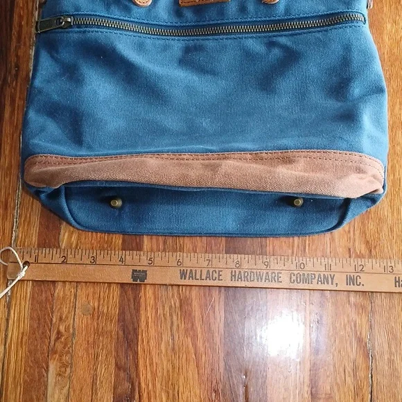 Lee Waxed Canvas Leather Crossbody Purse - Picture 8 of 9